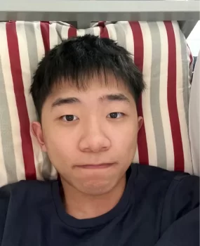 房山良乡大学城985大学，年轻帅气男大学生