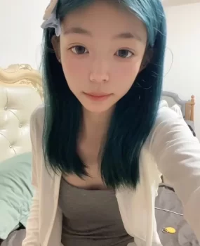大连年轻小姑娘