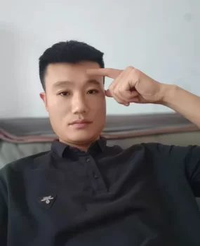 本人185喜欢健身，想找个女朋友包养我