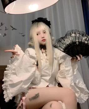 刚刚毕业美少女最爱Cos二次元仙女小嫩妹