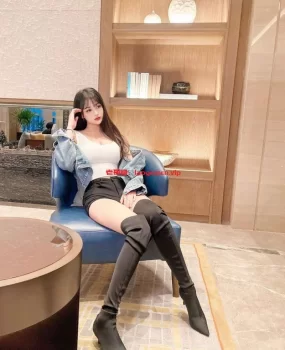 西安小姑娘比较灵活。解锁新技能