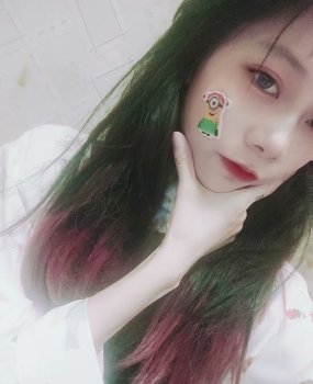 龙华00后小姐姐